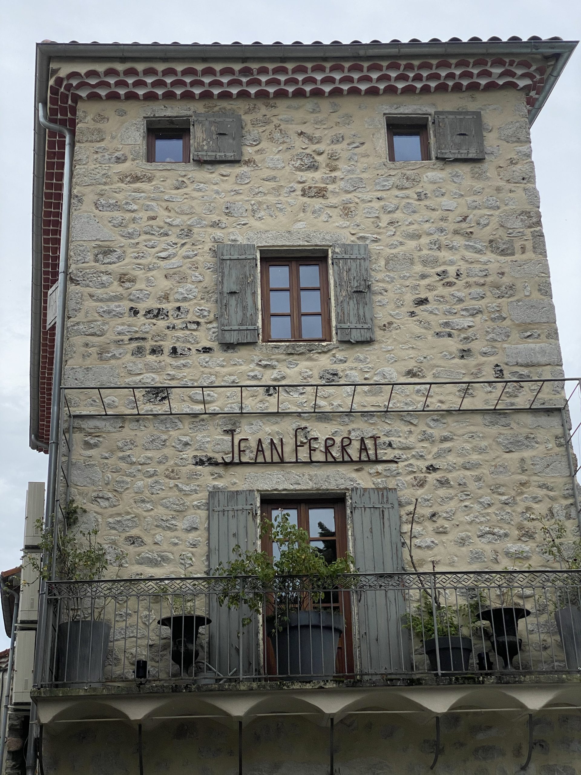 maison jean ferrat antraigues ardeche