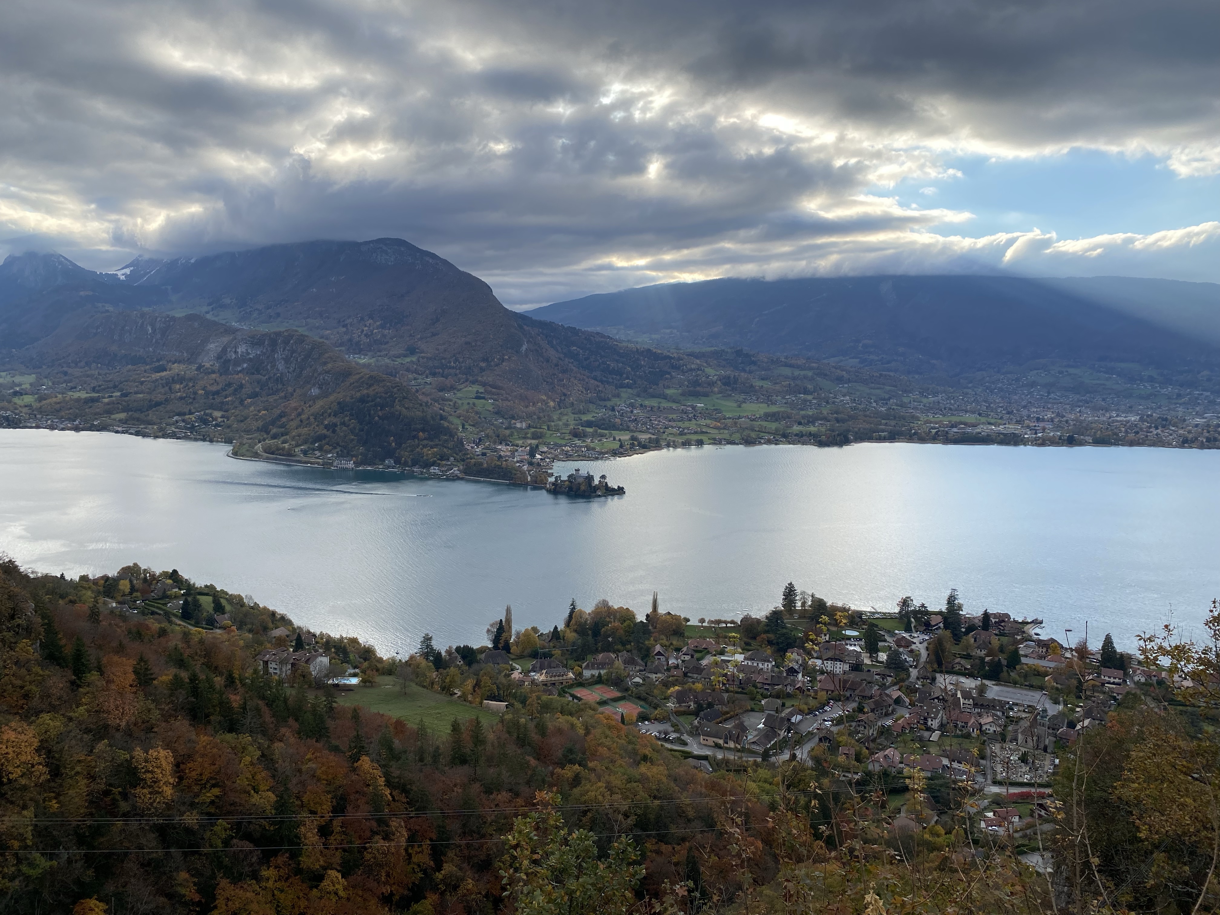 vue sur le lac annecy