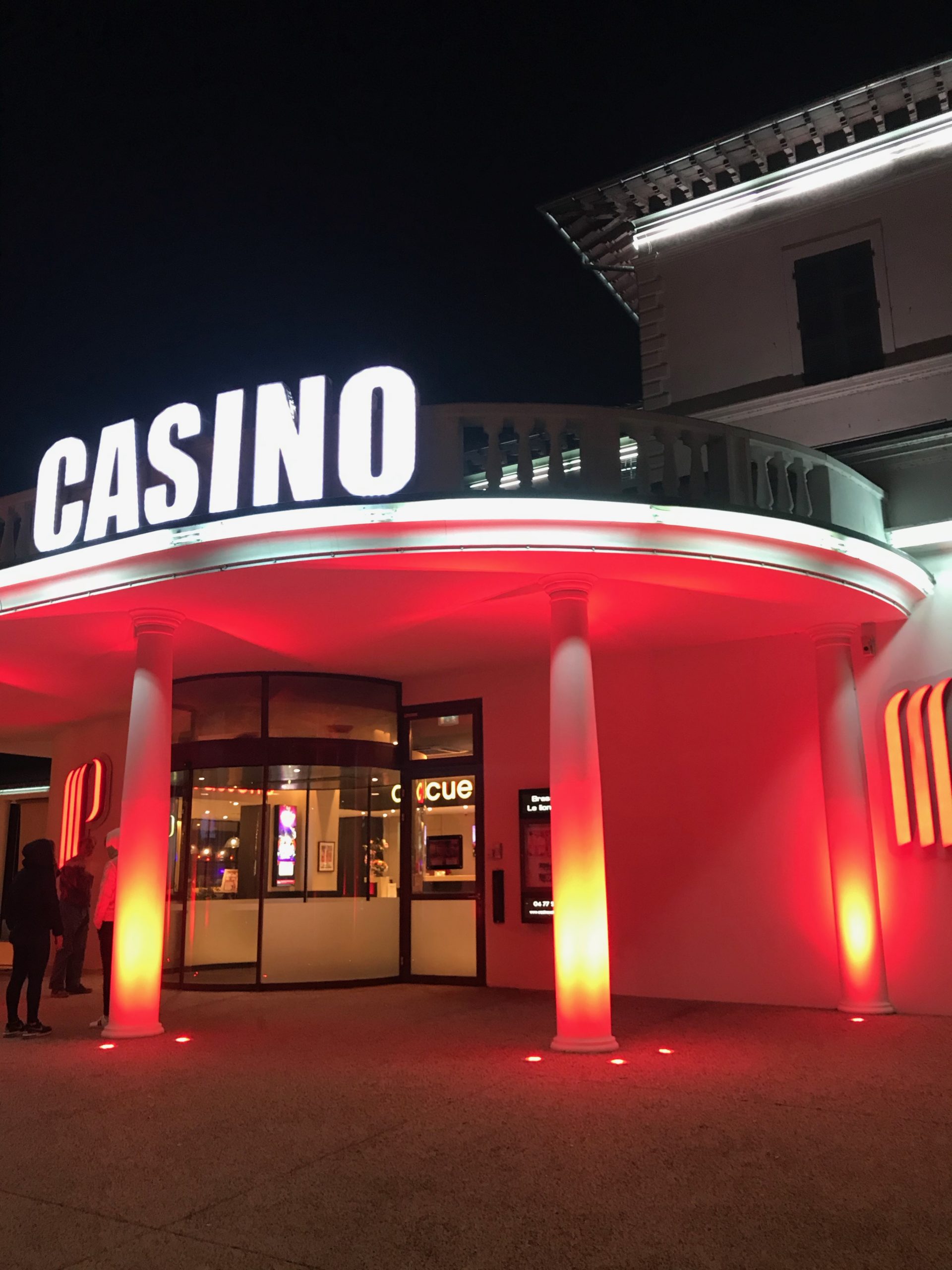 Casino de Saint-Galmier, proche de la Charpinière