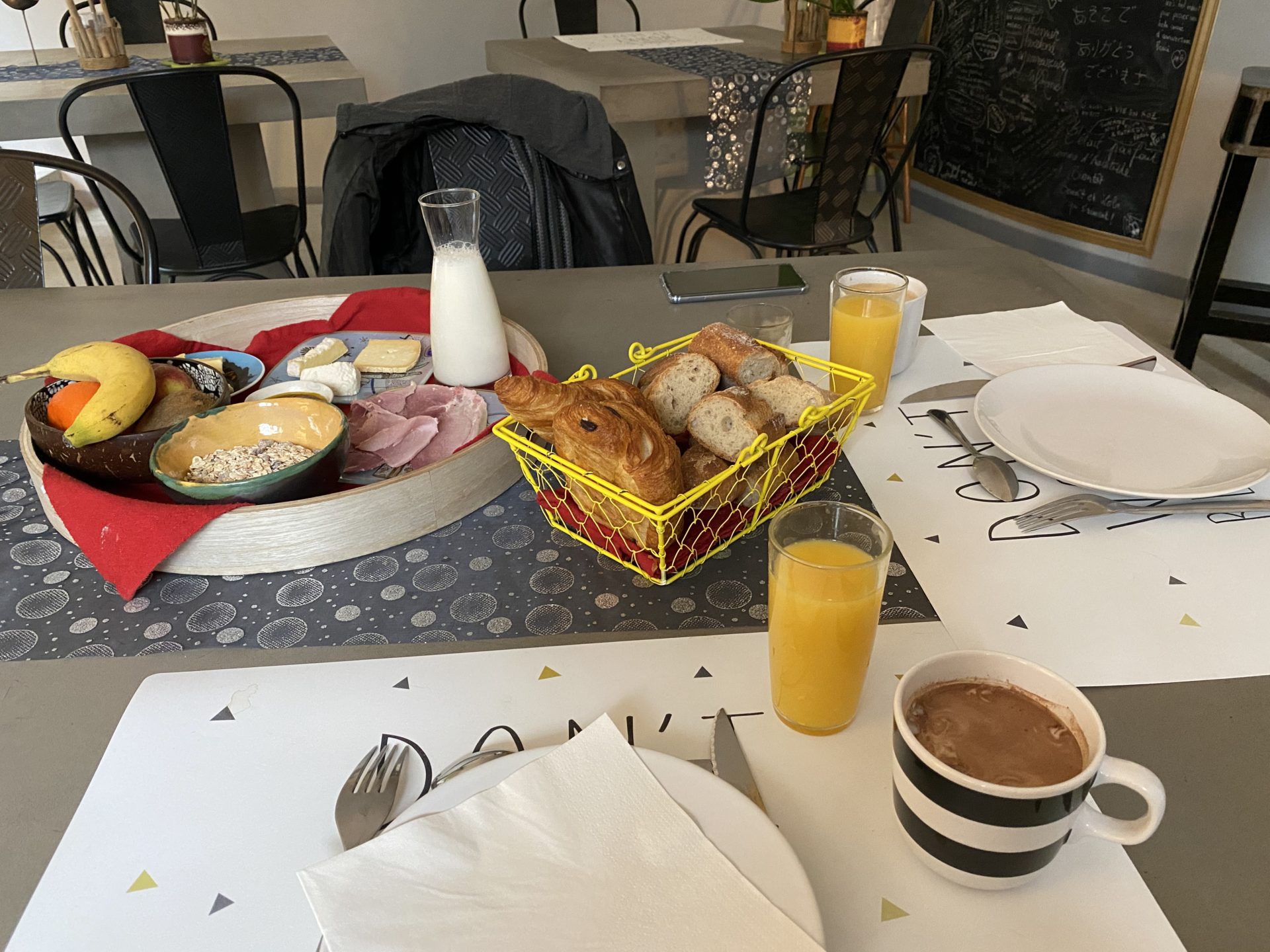 Chambre avec petit déjeuner inclus - Les lodges lao