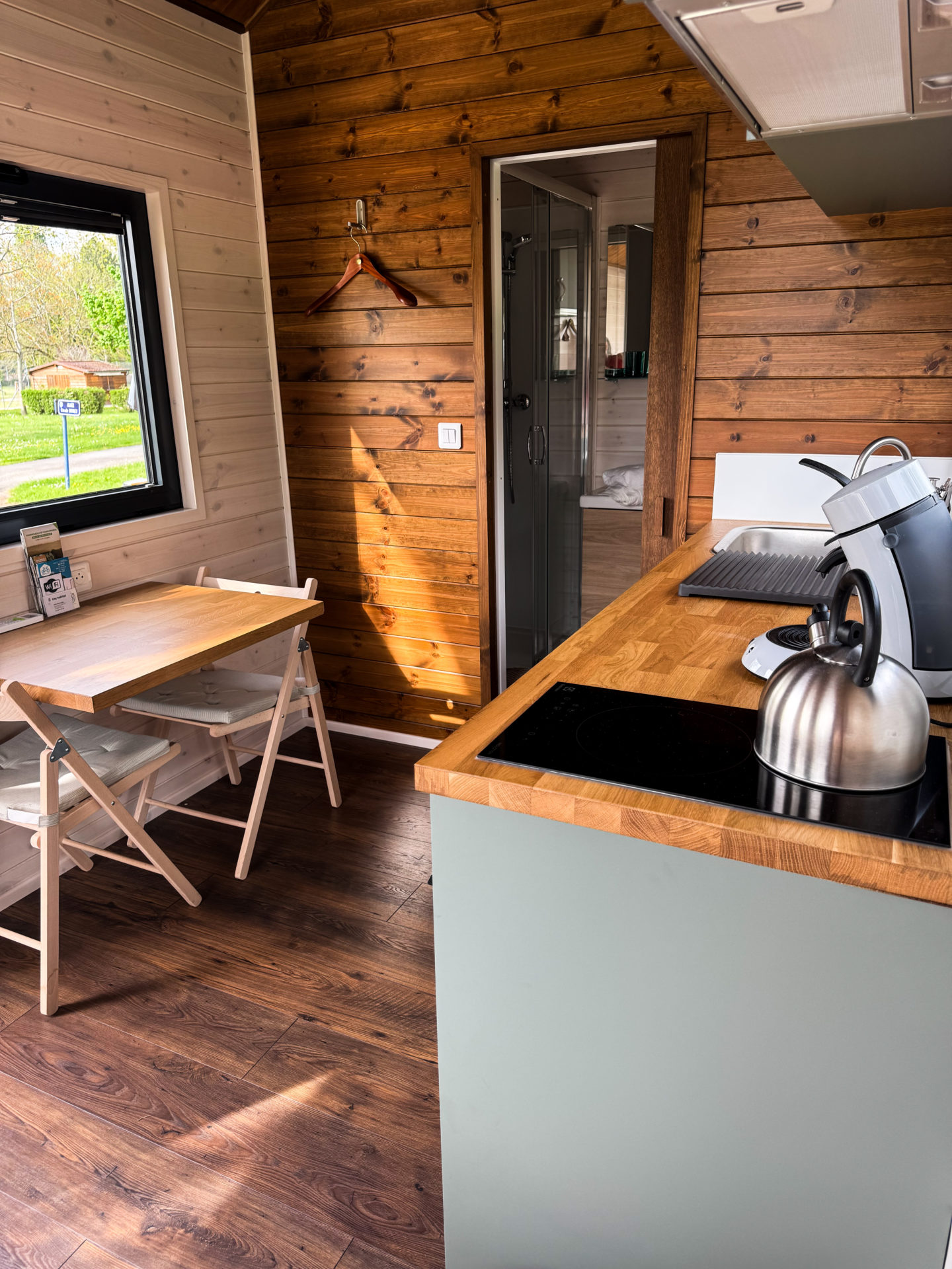 tiny house campingcluny - 1