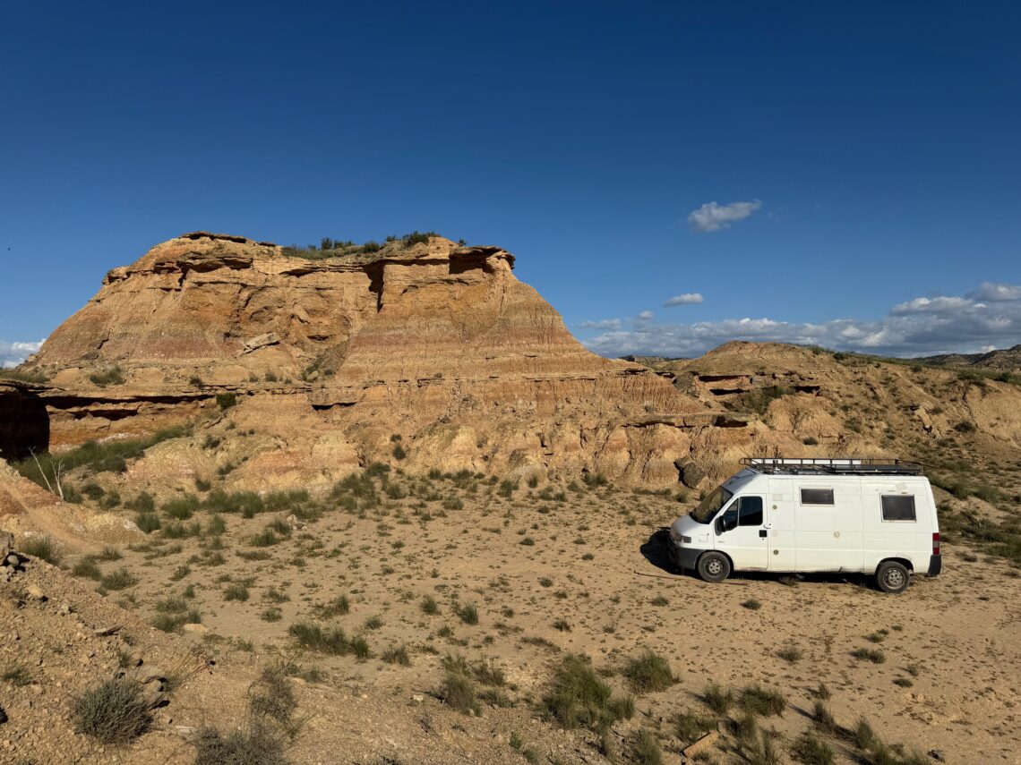 dormir en van dans le désert des monegros - 1